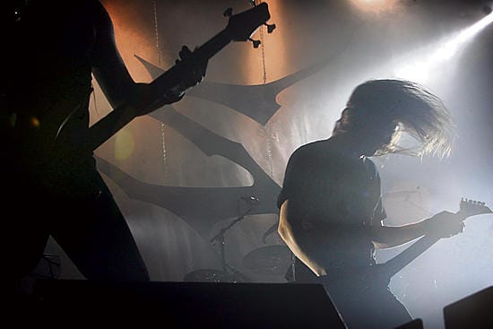 Sentenced esiintyi Oulun Teatrian jäähyväiskonsertissa vuonna 2013.