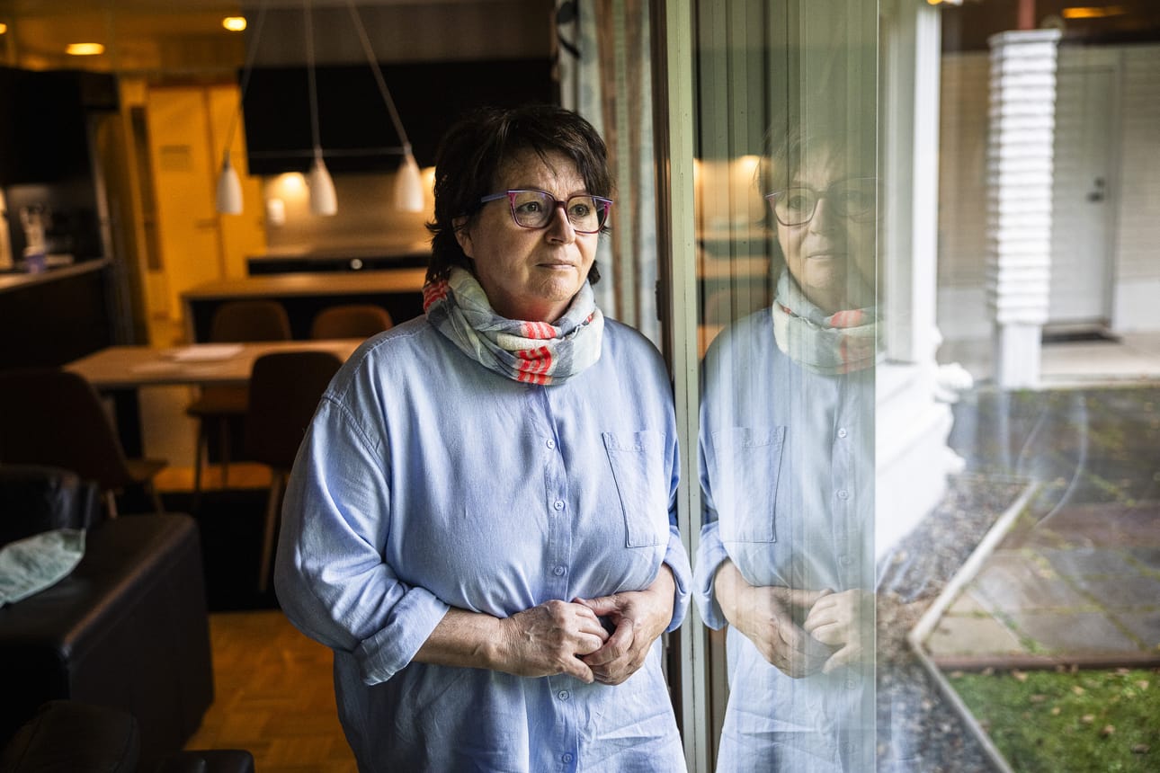 Tuija Laine on tehnyt Äitikamut-podcastia ystävänsä Pia Ylisuvannon kanssa. Podcast tarjoaa vertaistukea ja tietoa erityisperheen elämästä. Lisäksi he käyvät kertomassa arjestaan Lapin yliopiston sosiaalityön maisteriopiskelijoille vuosittain.