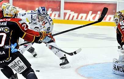 Hyökkääjä Janne Keränen on löytänyt uuden peli-ilon siirryttyään HIFK:sta Lukkoon.