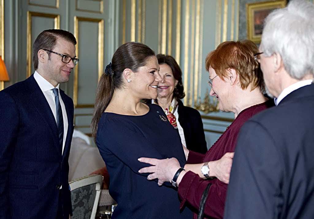 Prinsessa Victoria ja muu kuninkaallinen perhe tapasi vielä tiistaina presidentti Tarja Halosen.