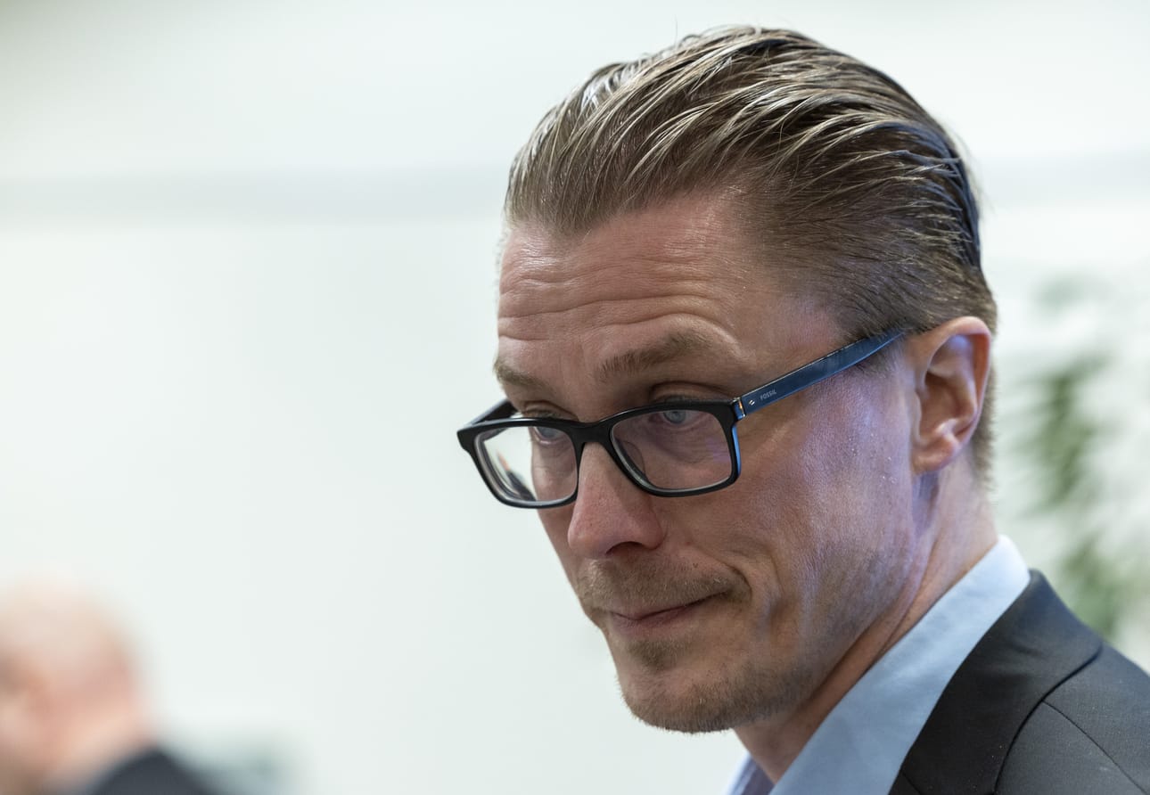 Muhoksen kunnanjohtaja Kimmo Hinno ei lähde vielä arvioimaan mahdollisten irtisanomisten määrää.
