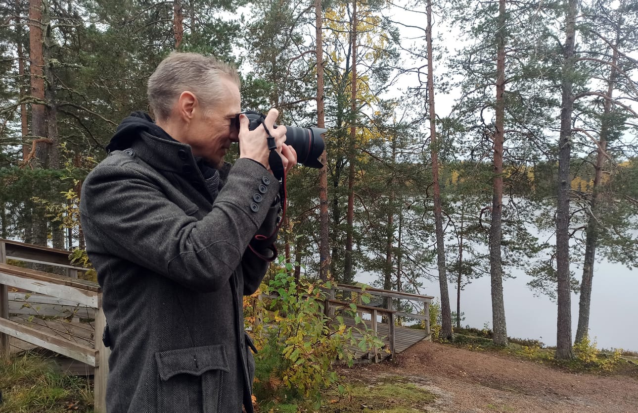 Anssi Leppänen päätyi mökkiähtäriläiseksi sattumalta. Ähtärissä häntä viehättää sijainti, liikuntamahdollisuudet ja luonto.