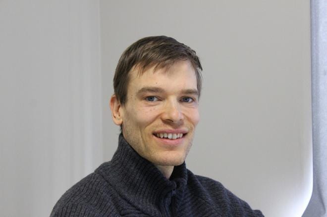 ‑ Nuoria halutaan tukea, koska he ovat tulevaisuuden yrittäjiä, sanoo Anthony Hannus. KUVA: MINNA ZILLIACUS