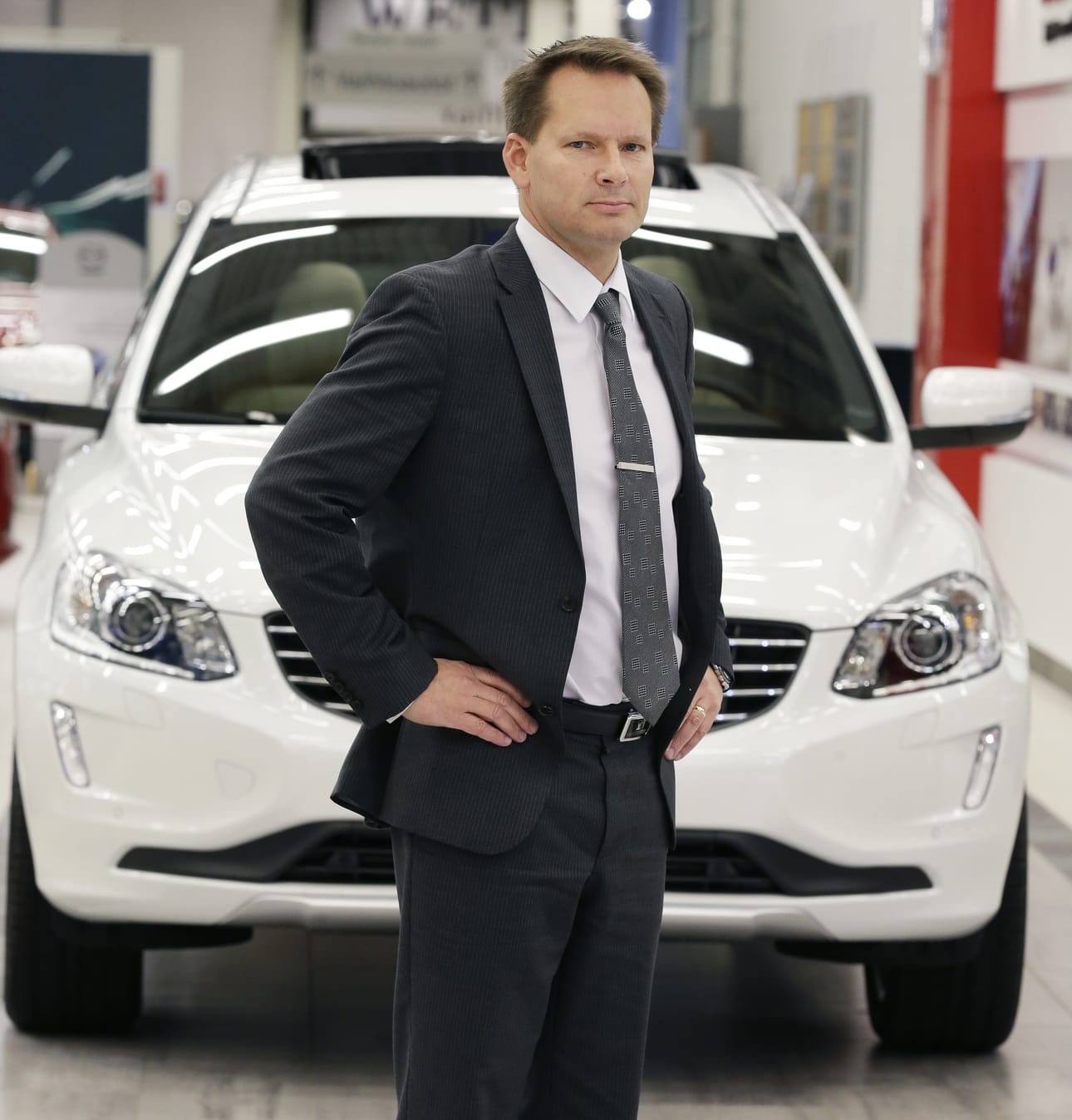 Wetterin toimitusjohtaja Aarne Simula kertoo, että Pohjois-Suomen liikkeissä ei ole henkilöstön vähennyksille tällä hetkellä tarvetta.