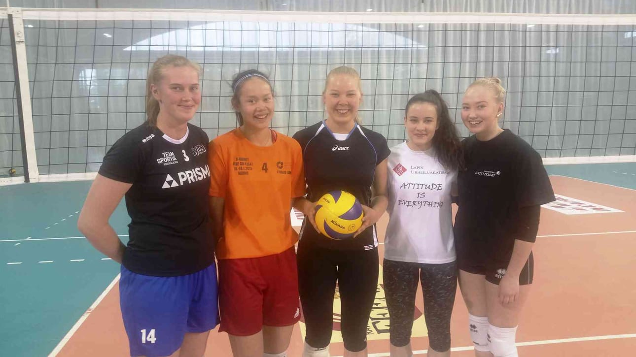 Rovaniemeläisen WoVon uudet sopimuspelaajat ovat Annika Mikkilä, Venessa Loukonen, Martta Lemola, Petra Salmela ja Heini Nousiainen.