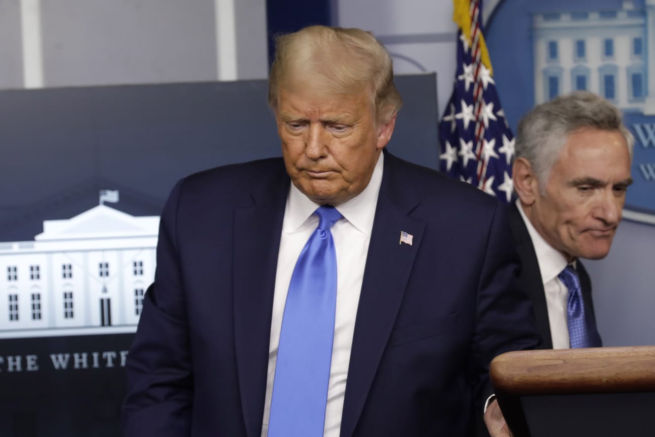 Yhdysvaltain presidentti Donald Trump ei suostu antamaan lupausta siitä, että hän luopuu vallasta, jos vastaehdokas Joe Biden voittaa vaalit.