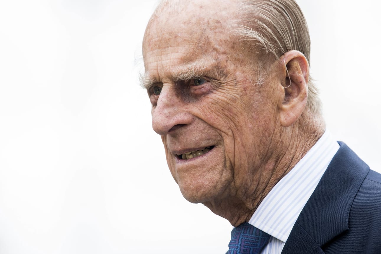 epa06084725 Britain's Prince Philip, Duke of Edinburgh leaves after Queen Elizabeth II (not seen) officially opened the new headquarters of New Scotland Yard, Central London, Britain, 13 July 2017. EPA/WILL OLIVER BY: ALL OVER PRESS / EPA-PHOTO CODE: EPAXX8