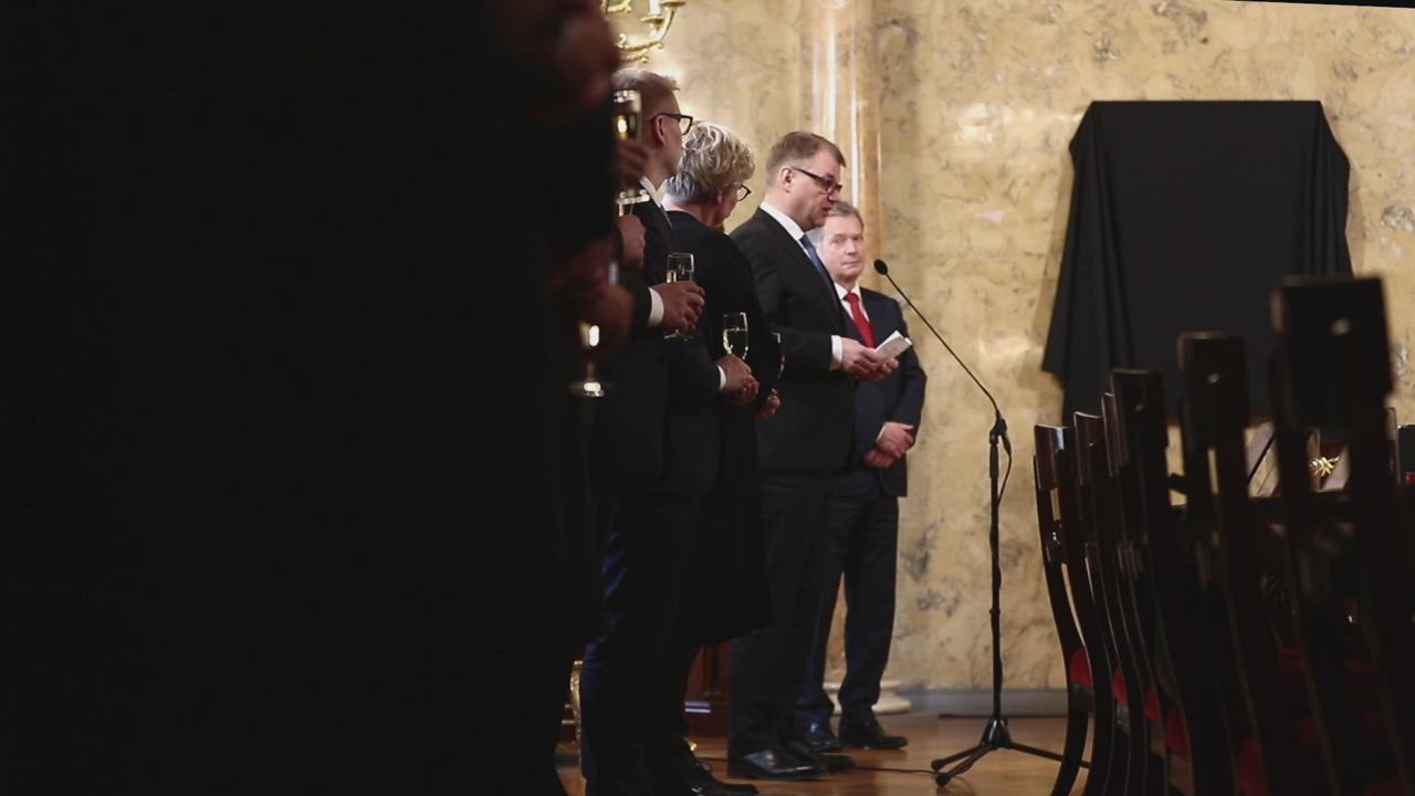 Presidentti Sauli Niinistön muotokuva paljastettiin perjantaina