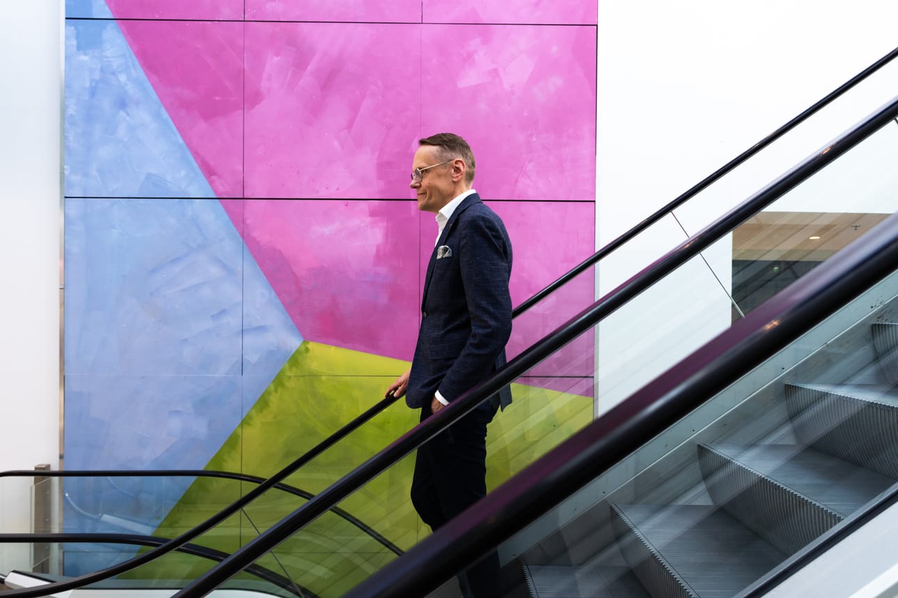 Pienet pörssiyhtiöt ovat S-Pankin senior-salkunhoitajan Juha Variksen mukaan jääneet alakynteen kurssien kehityksessä, ja tuntemattomat oululaiset yhtiöt ovat siitä ilmentymä.