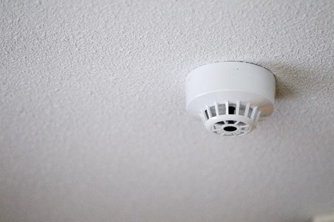 Toimiva palovaroin auttaa havaitsemaan palon riittävän aikaisessa vaiheessa. KUVA: Katja Lehto