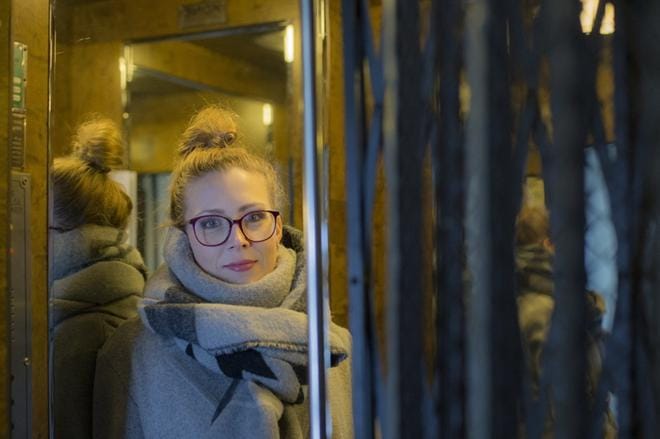 Sairaalakuntoon vievällä raskauspahoinvoinnilla on diagnoosi. Jasmin Granholm oksensi odotusaikanaan niin, että joutui kuivumisen takia useasti sairaalahoitoon. KUVA: MINNA ANTILA