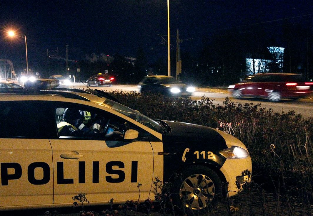Poliisi kirjasi yli sata toimenpidettä valvontaiskussa Oulun seudulla.