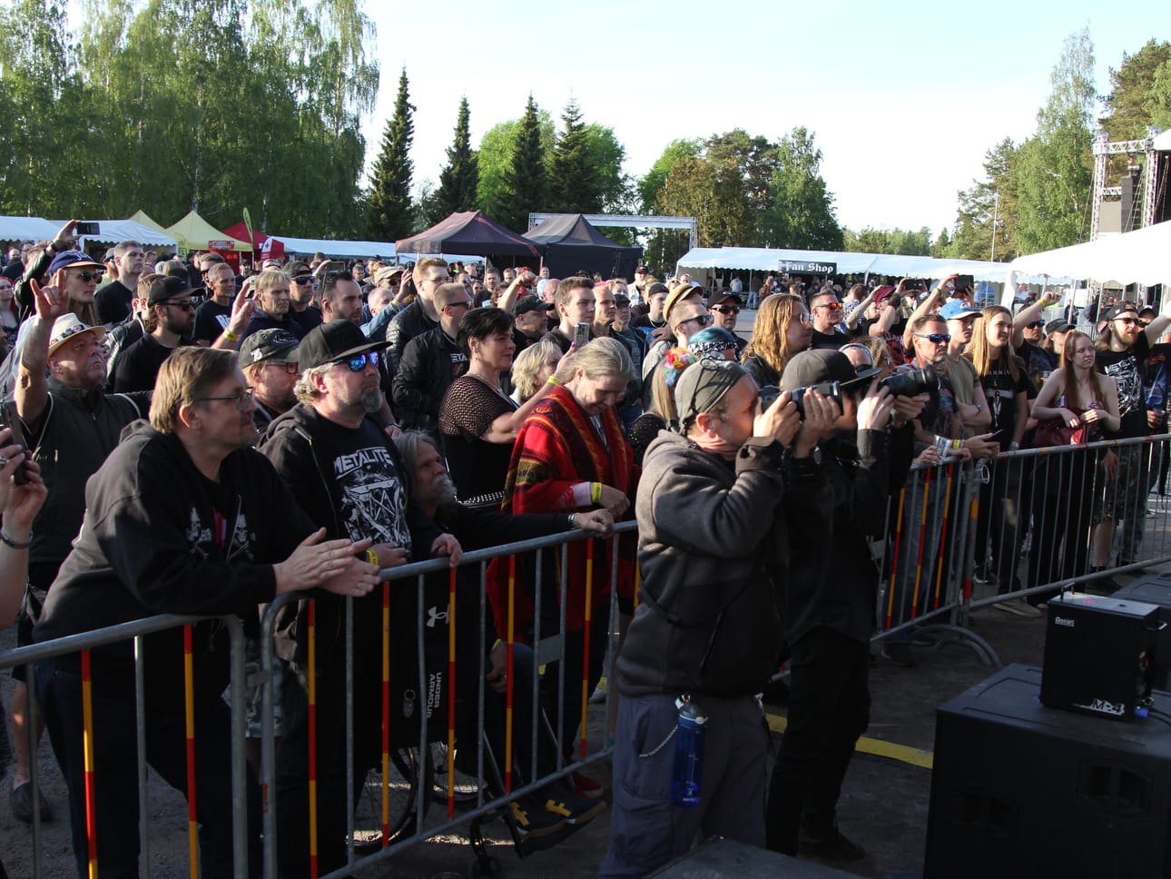 Metalitea kuvattiin ahkerasti.