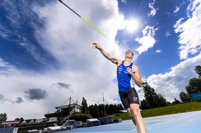 Seinäjoen Seudun Urheilijoiden Eetu Kangas otteli SM-pronssille. Kuva: Matti Hautalahti arkisto