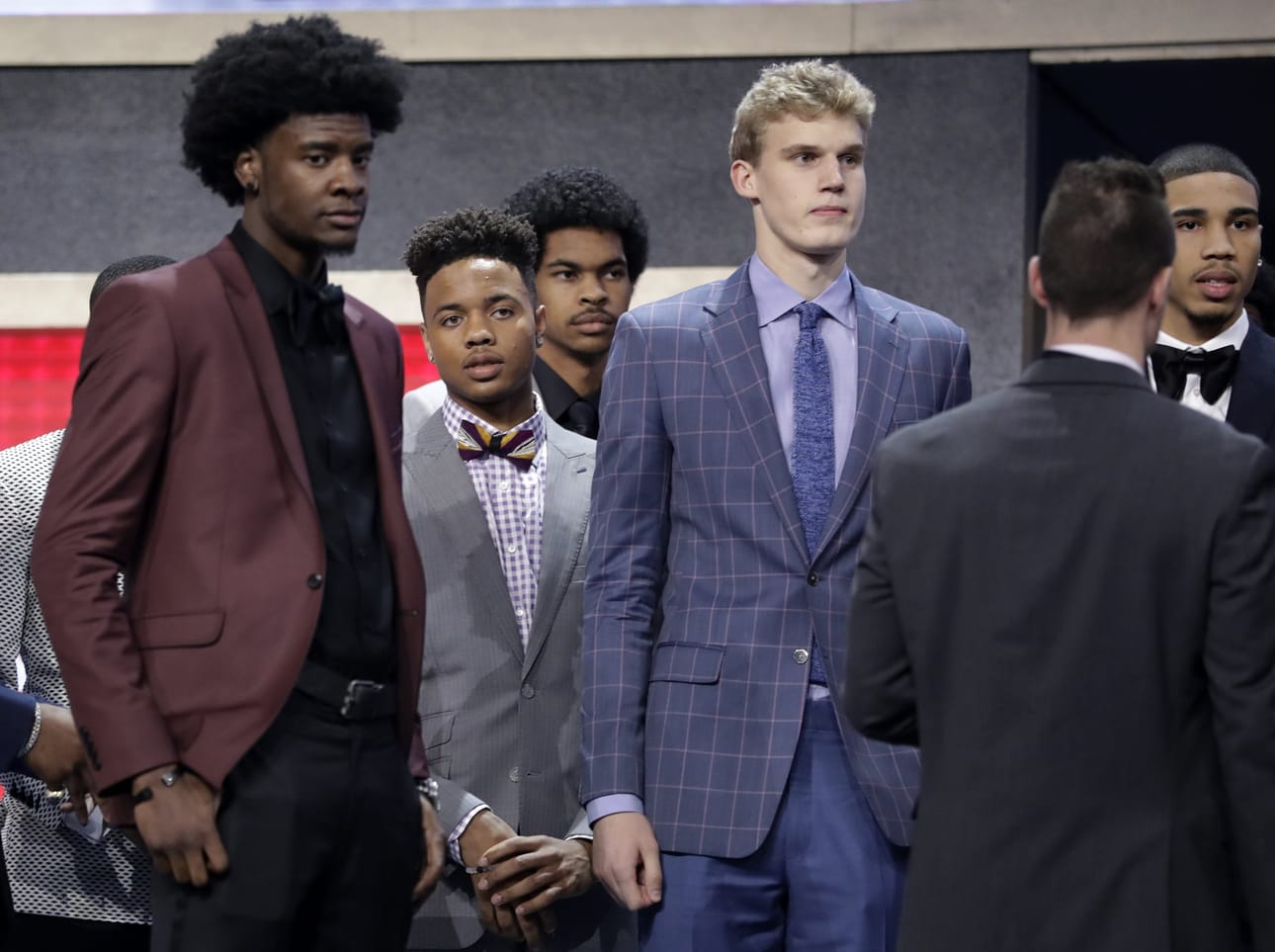 Lauri Markkanen varaustilaisuudessa kesäkuun 22. päivä.