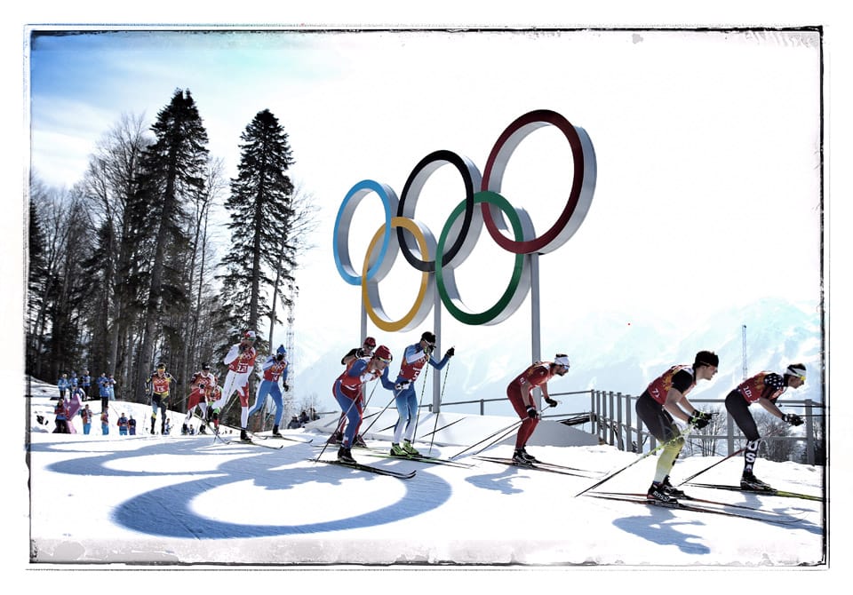 Vaikka kisojen aikana Sotshissa riittikin lunta, vielä olympialaisten mainosvaiheessa siellä vallitsi lumipula. Ratkaisuja jouduttiin hakemaan muualta – muun muassa Kuusamosta.