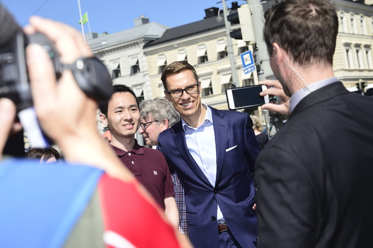 Valtiovarainministerin paikan jättävä Alexander Stubb aikoo keskittyä perheeseensä ja jatkaa syksyllä kansanedustajana.