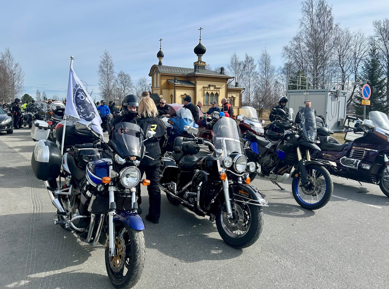 Torniossa motoristien vappuparaati lähtee vappuna liikkeelle kello 12.00. Kuva vapulta vuonna 2025.