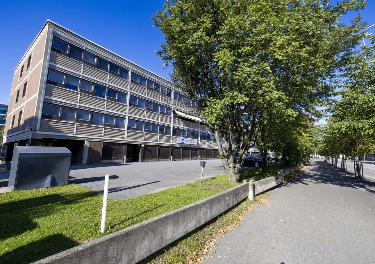 Uudenkadun nelikerroksinen rakennus halutaan purkaa ja rakentaa tilalle uusi, vähän korkeampi asuinkerrostalo.