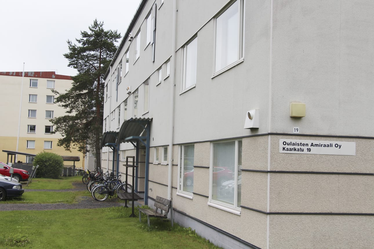 Muun muassa tähän Oulaisten Amiraalin kerrostalon asukasvalintoihin on tulossa höllennyksiä.