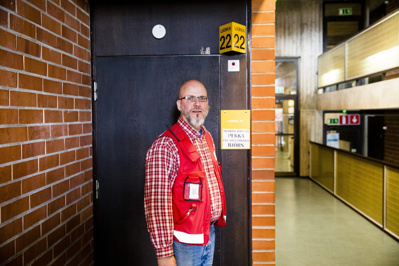 Pekka M. Sinisalo sanoo pyrkineensä olemaan helposti lähestyttävä vastaanottokeskusjohtaja.