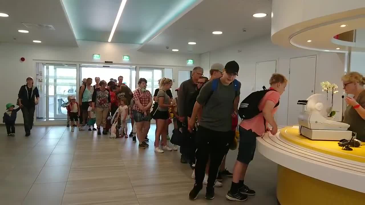 Oulaisten uusi uimahalli avattin tänään