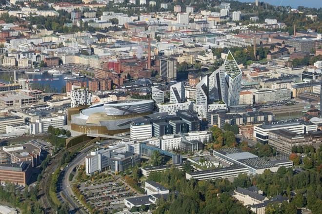 Tampereen kaupunkikuva näyttää tulevaisuudessa tältä. Ilmakuva on luoteesta päin. KUVA: Studio Daniel Libeskind