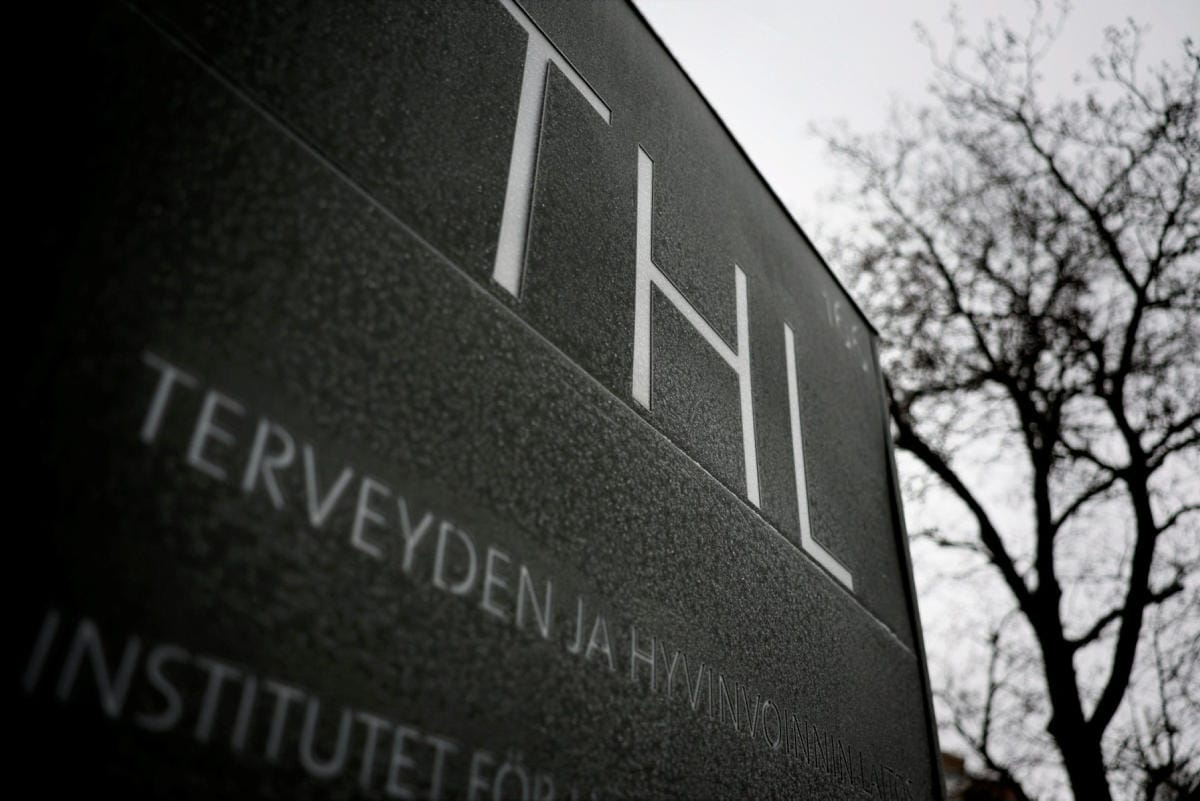 THL:n mukaan kaikkien matkustajien testaaminen olisi mahdoton tehtävä maahantuloviranomaisille. LEHTIKUVA / Antti Aimo-Koivisto