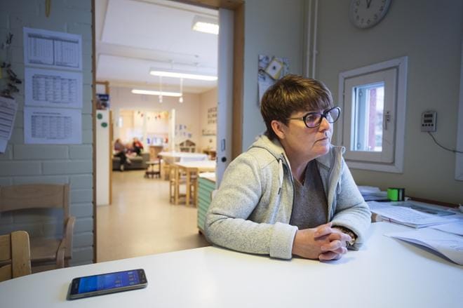 Veikkaalan päiväkodinjohtaja Katarina Svarvén luottaa siihen, että Koivulahden isossa oppimiskeskuksessa lastentarhanopettajilla on enemmän mahdollisuuksia keskittyä esikouluikäisten opettamiseen.