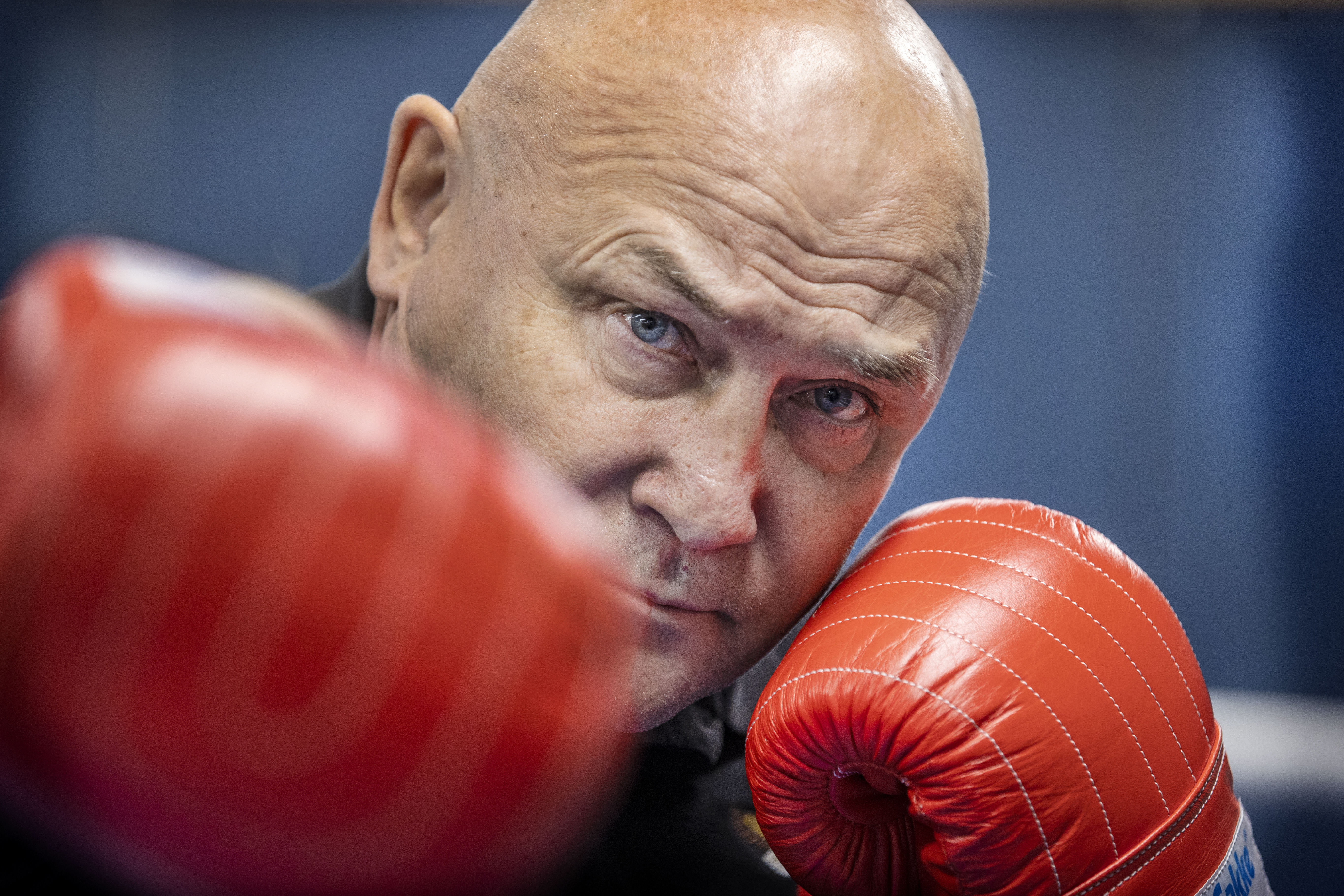 Kaupunginvaltuuston puheenjohtaja Juha Hänninen: Hillevi ja nyrkkeily pelastivat minut