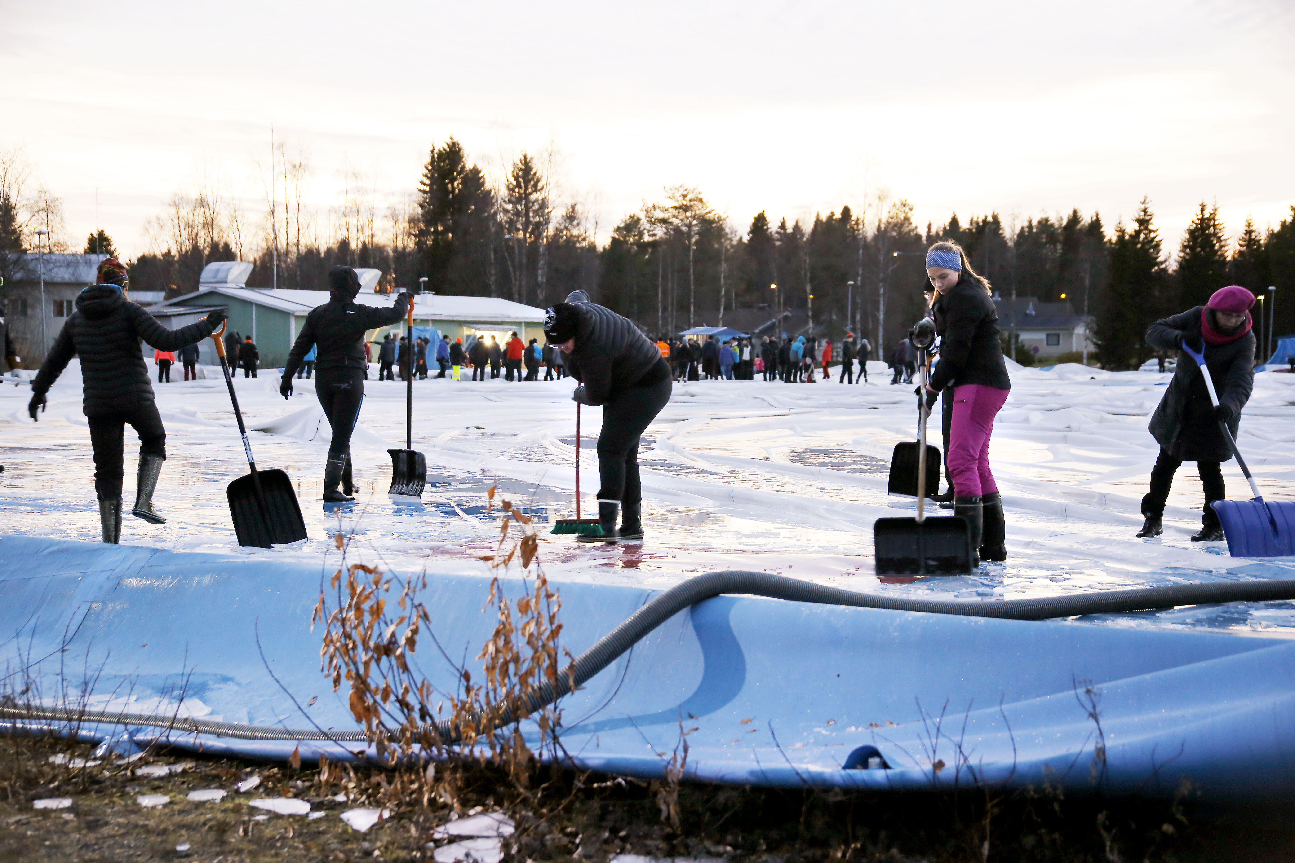 Kemi aikoo jäädyttää menot, ettei päätyisi kriisikunnaksi – "Tilanne on vakava"