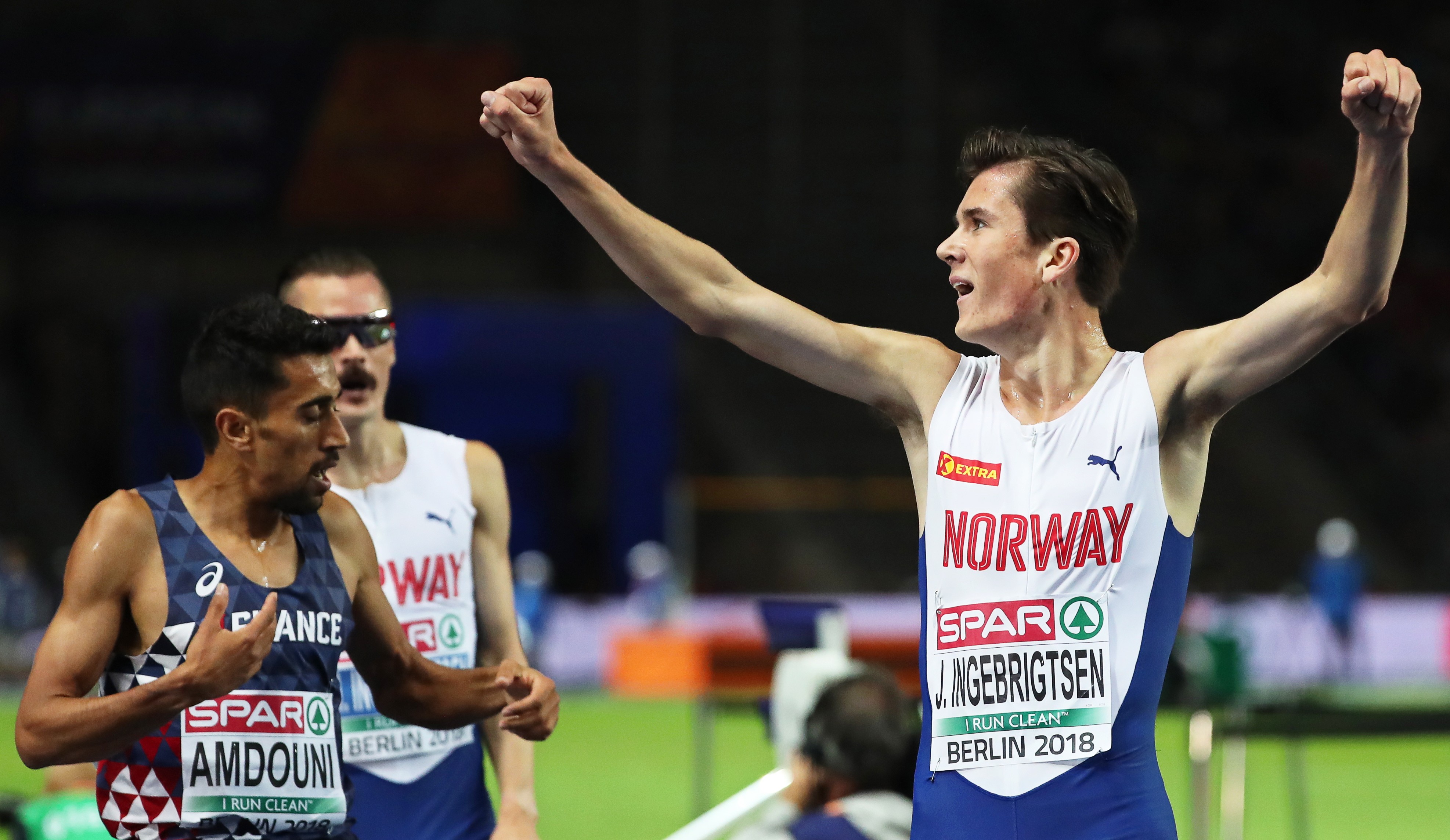 Ingebrigtsenin veljekset kirivät vitosella kaksoisvoiton Norjaan