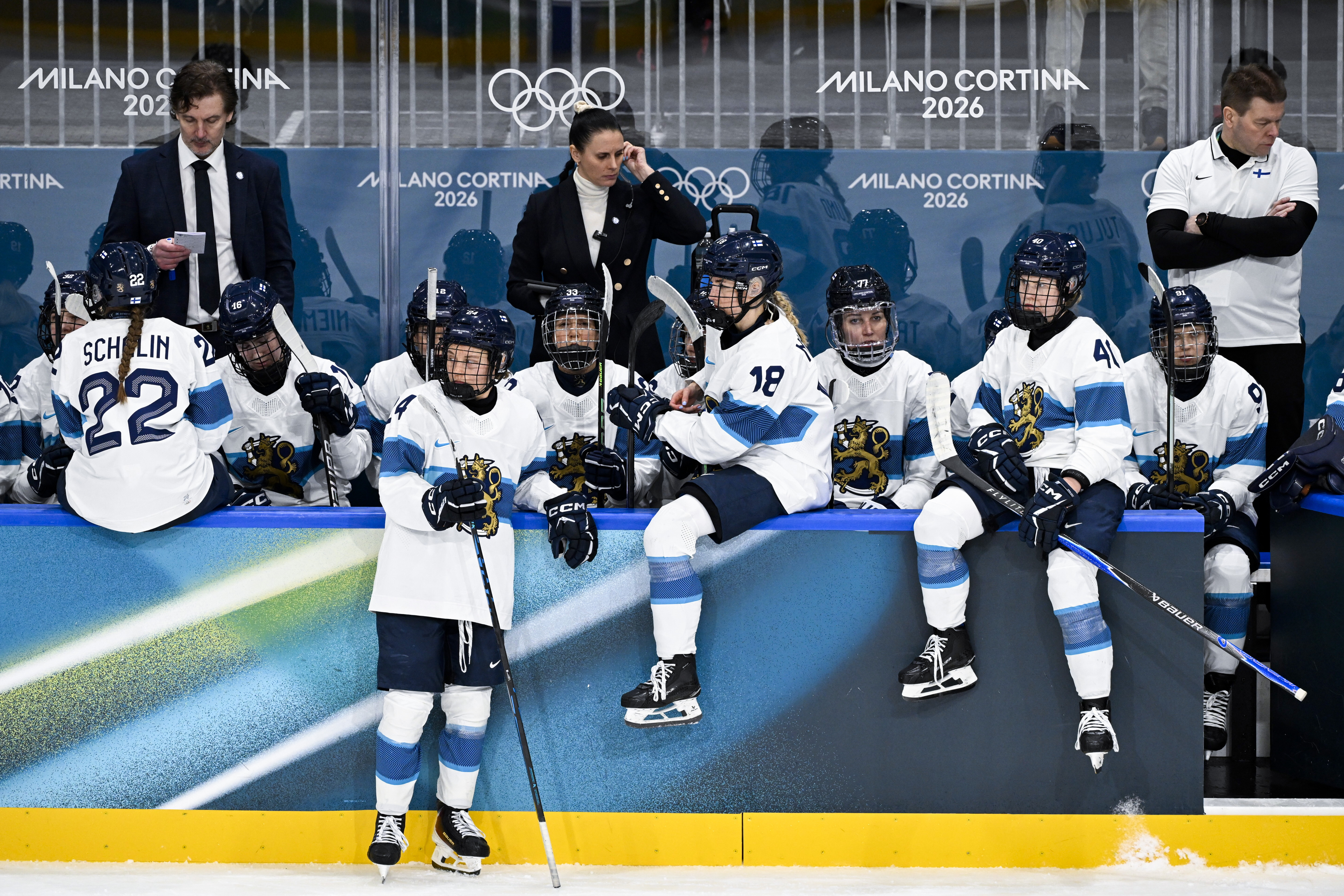 Naisleijonat kesti vain vartin Yhdysvaltojen kyydissä mutta välttyi täydelliseltä selkäsaunalta