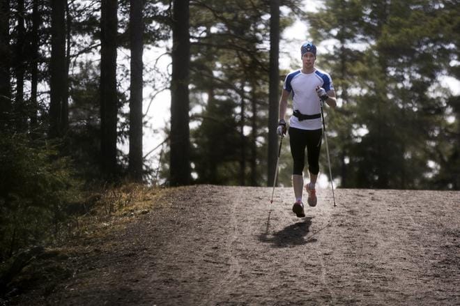 Joni Mäen tavoitteena on olla mukana ensi talven MM-hiihdoissa Seefeldissä. KUVA: JARNO PELLINEN
