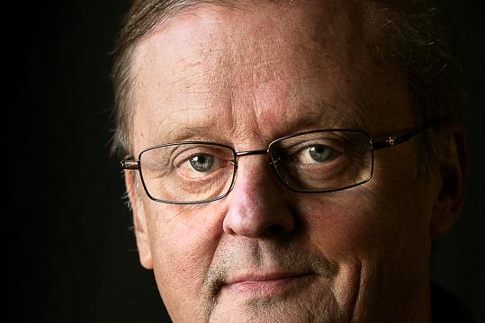 Kolumni: Koululaiset ajetaan kilparadalle