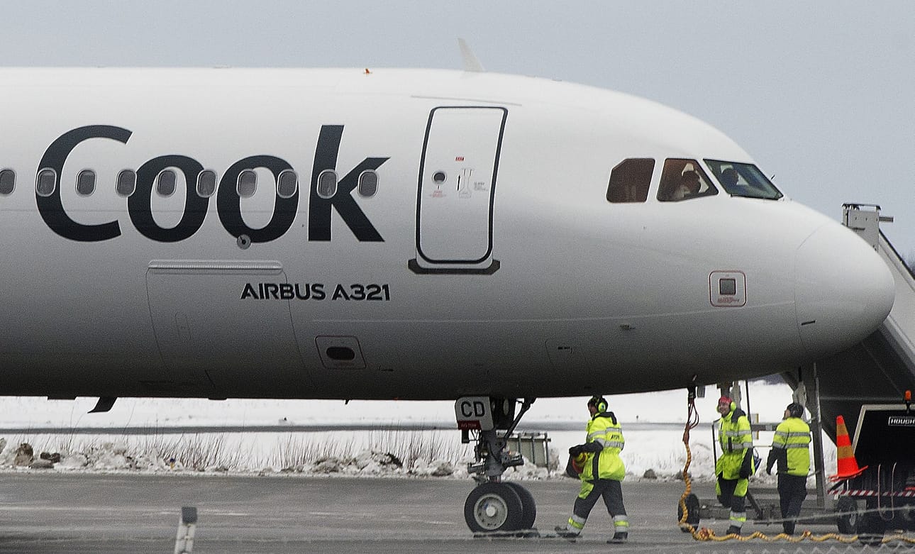 IAU:n sekä Pron mukaan Airpron lentoasematyöntekijöillä sekä matkustamohenkilökunnalla ei ole alan yleistä palkkatasoa vastaavaa sopimusta. Toteutuessaan lakko voi vaikuttaa esimerkiksi Thomas Cookin lentoihin.