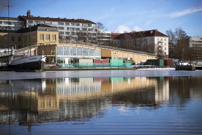 Kalastuksen talon kiinteistöosakeyhtiön pääomistaja on Neotide Oy. Muut omistajat ovat HEJM Mat Oy, Fiskdisken Vasa Oy sekä CJW-Fastigheter Ab. ARKISTOKUVA: JARNO PELLINEN