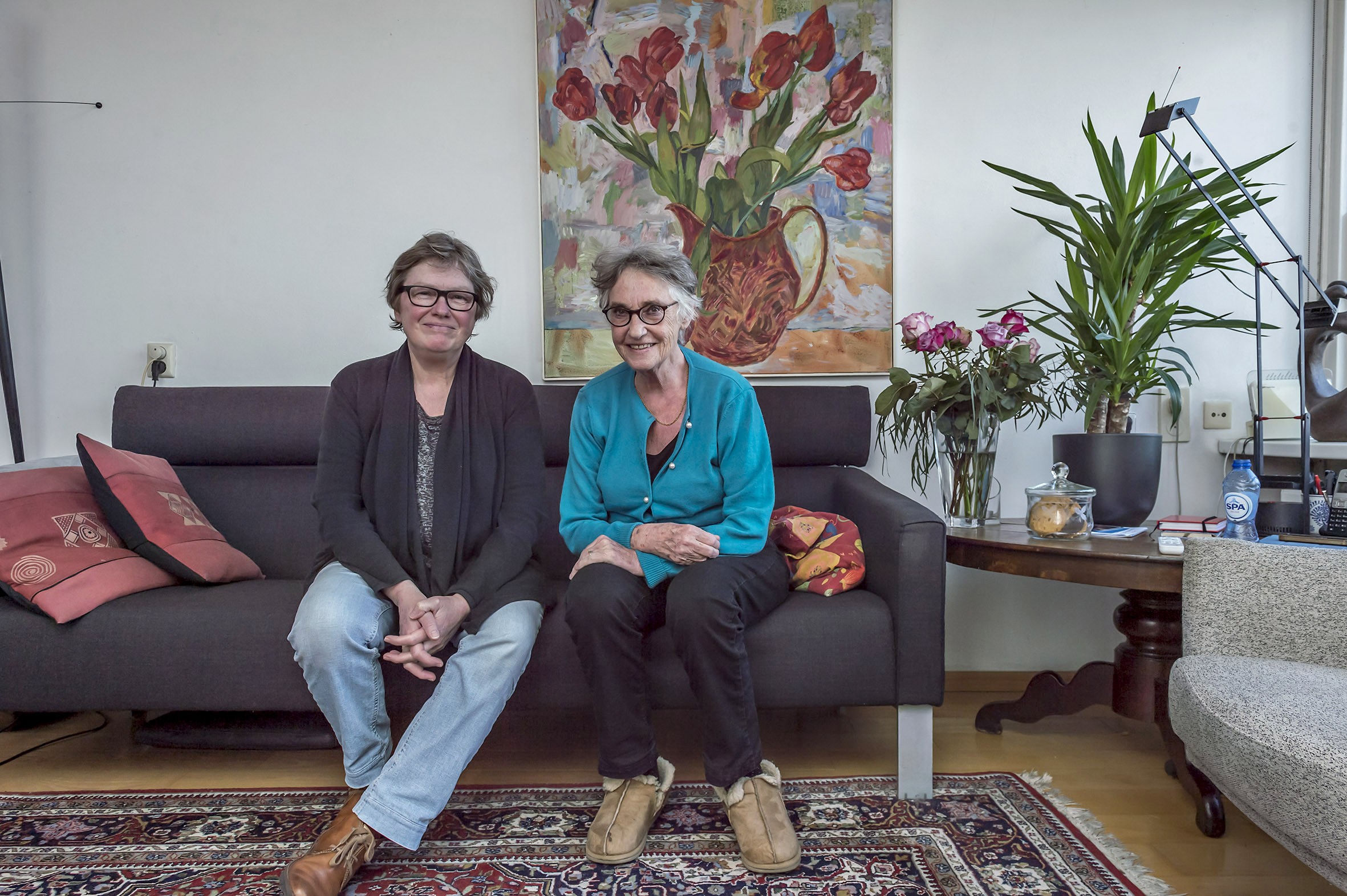 Yvonne Wokke (vas.) huolehtii puolisostaan Roos Woutersista, jolla on keuhkosyöpä. Wouters on jo ottanut eutanasian puheeksi lääkärinsä kanssa, mutta ihan vielä hän ei halua kuolla. Wouters sanoo, että hänelle on tärkeää saada päättää omasta kuolemastaan.
