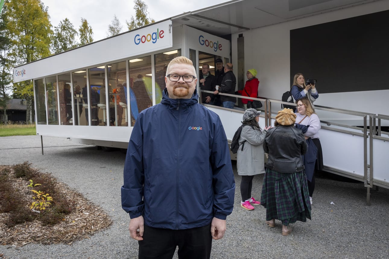 Google vierailee tällä viikolla Vaalan lisäksi Muhoksella ja Kajaanissa. Kiertueelle osallistuu muun muassa Pohjoismaiden datakeskusjohtaja Jukka Vainonen.