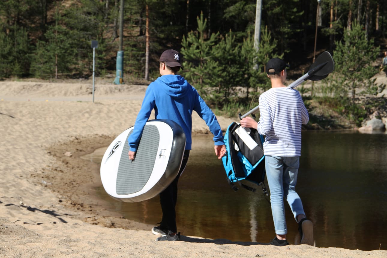 Rantakylän monttu tarjoaa oivan paikan suppailuun.