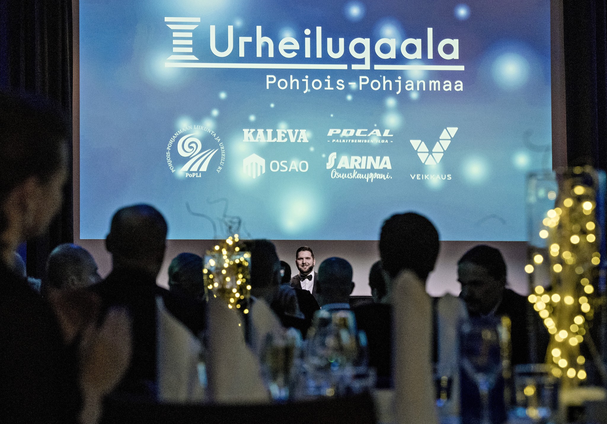 Pohjois-Pohjanmaan urheilugaalaa Lasaretissa.