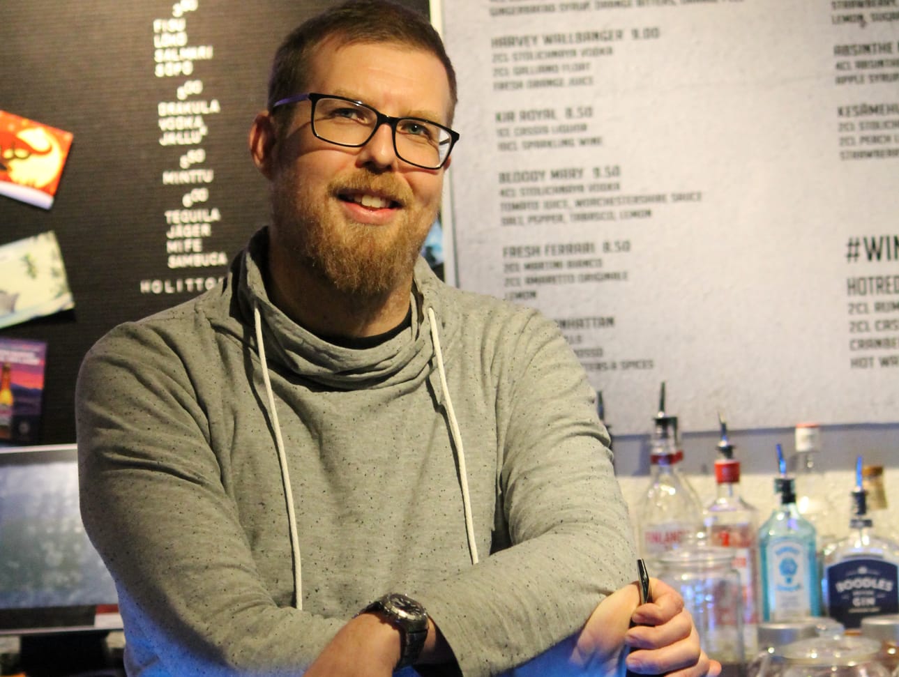 Pekka Paurolan luotsaama 1Bar täytti 10 vuotta, mitä voidaan pitää suurena saavutuksena oululaisella baarikentällä.