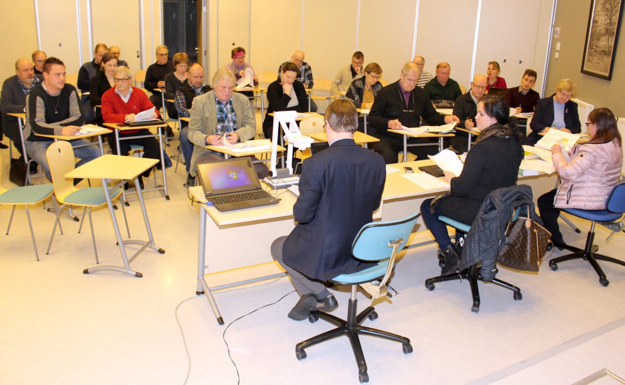 Siikalatvan valtuusto kokoontui 35 kertaa. Arkistokuva Sari Junnonaho