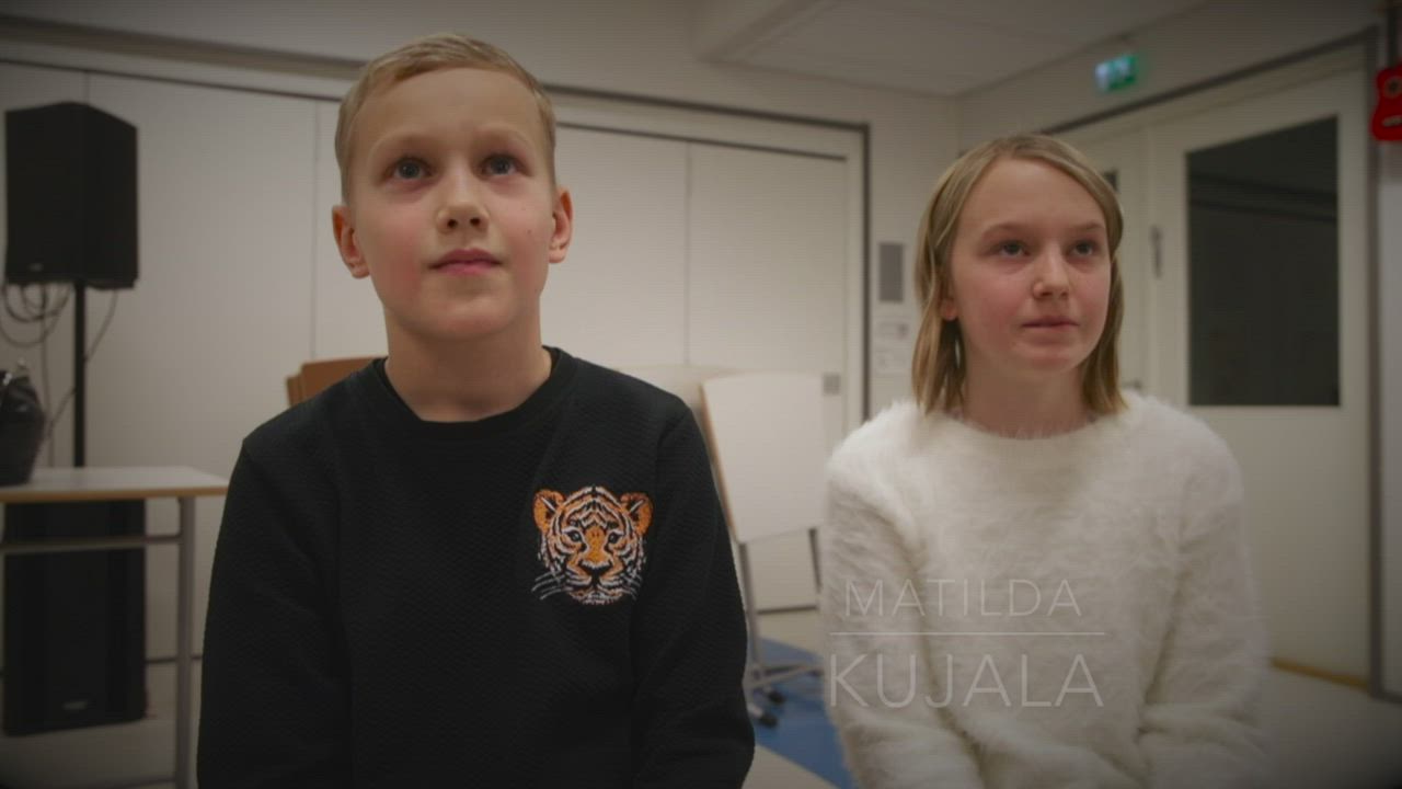 Raskasta joulua -kuorolaiset kertovat konserttiharjoittelusta