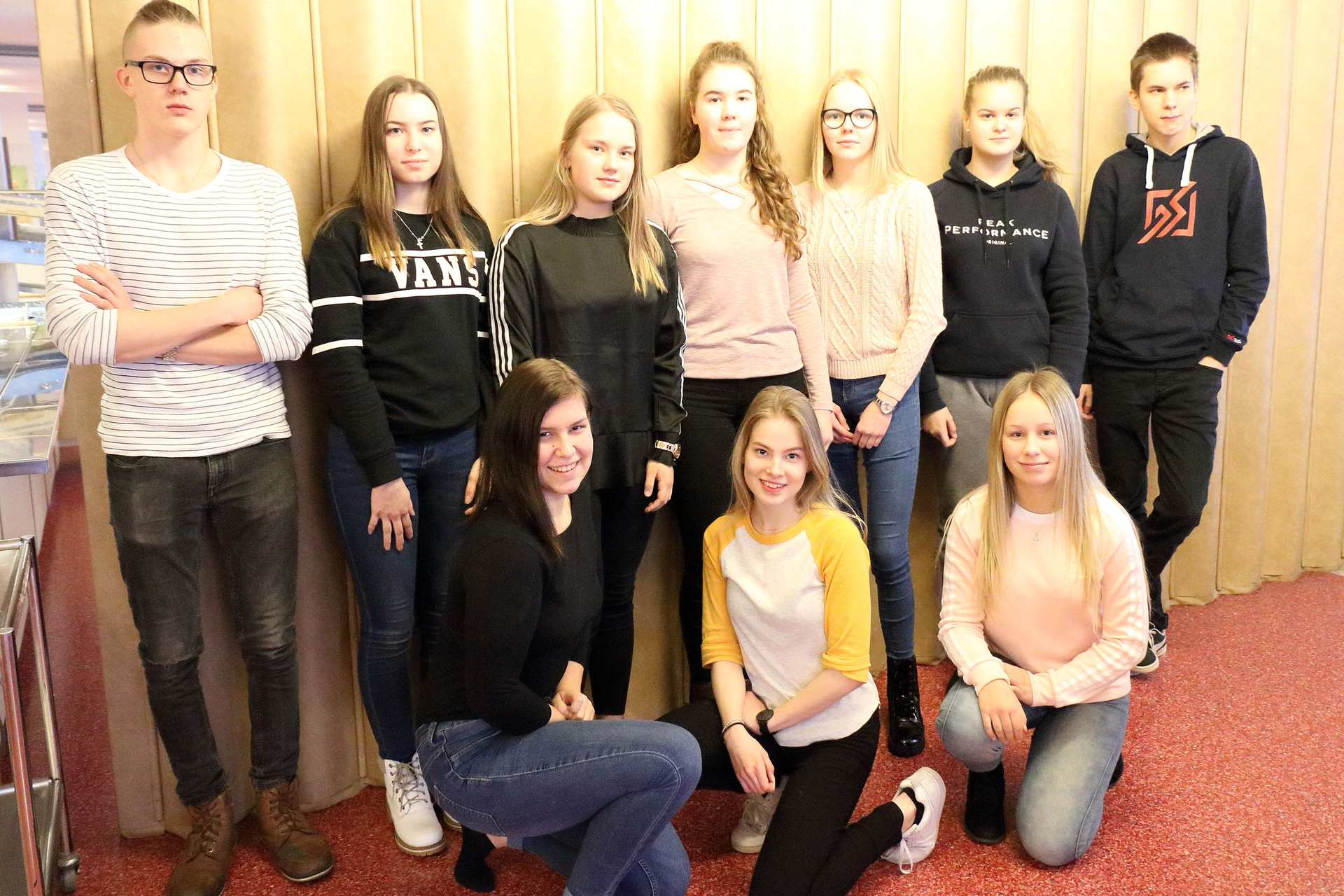 Kisan parhaat yhteiskuvassa.