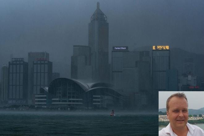 Vaasalaislähtöinen Sami Rahnasto koki hirmumyrsky Mangkhutin voiman Hong Kongissa. Kuva: Philip Fong/Lehtikuva ja Sami Rahnaston kotialbumi