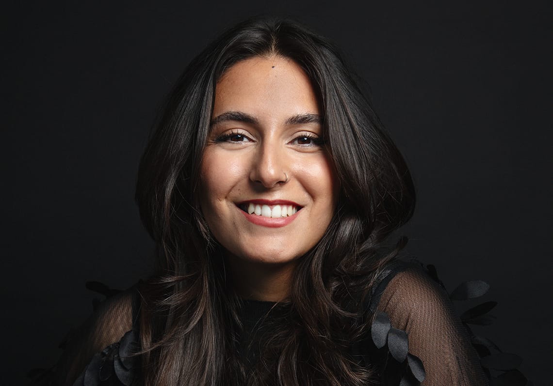 Samalla tavalla kuin huippu-urheilijoiden, myös oopperalaulajien arki on kurinalaista, sanoo Iris Candelaria. Candelarian isä on Teneriffalta ja äiti Seinäjoelta.