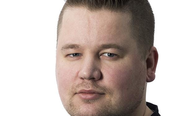 Pohjalaisen toimittaja Matti Rinnekangas. Esseekuva