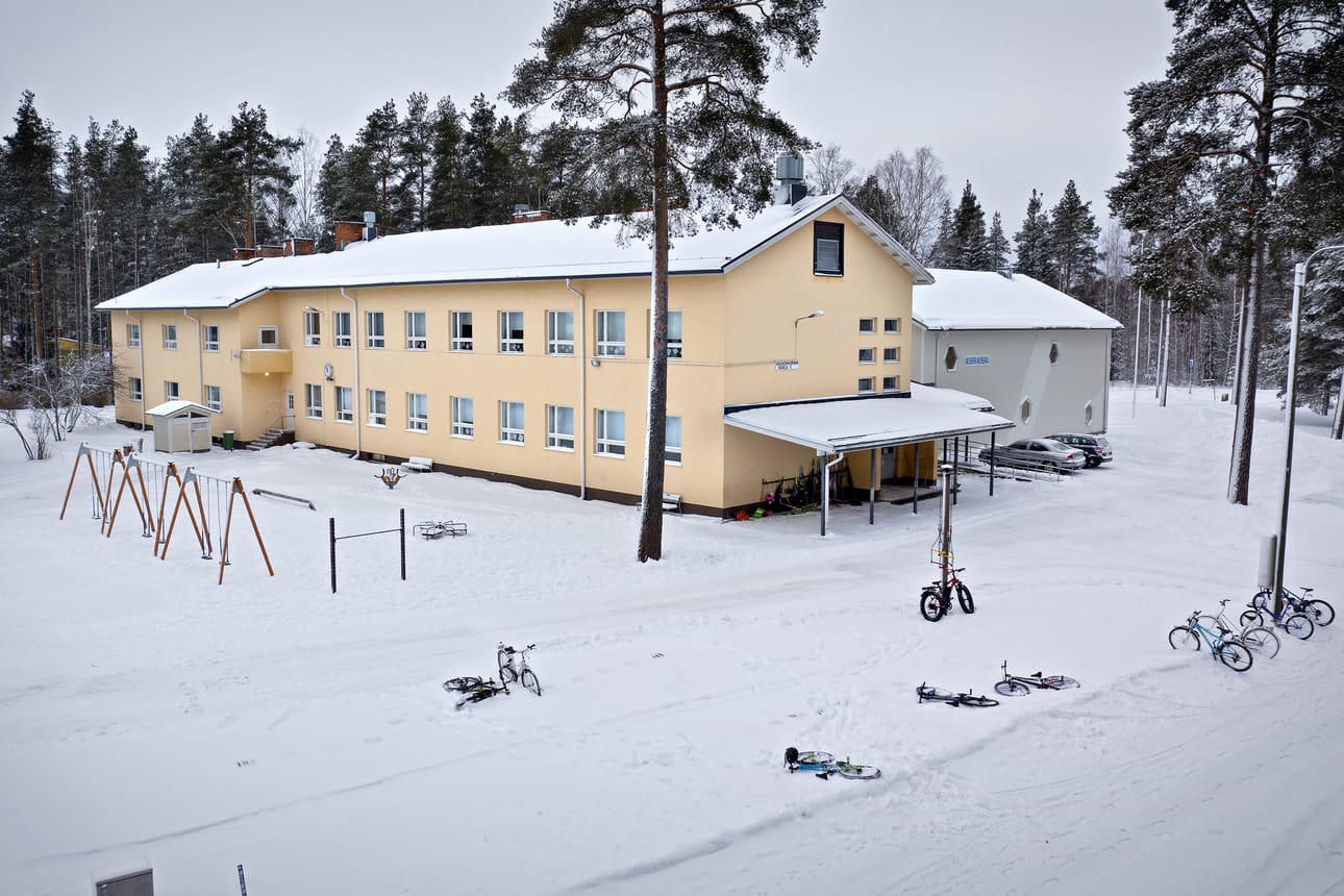 Osittain väistötiloissa toimivalla Koskenkorvan koululla on nykyään 69 oppilasta. Nykyisen koulun kohtalo on vielä jatkossa auki, kun Koskenkorvalle rakennetaan uusi koulu lähivuosina.