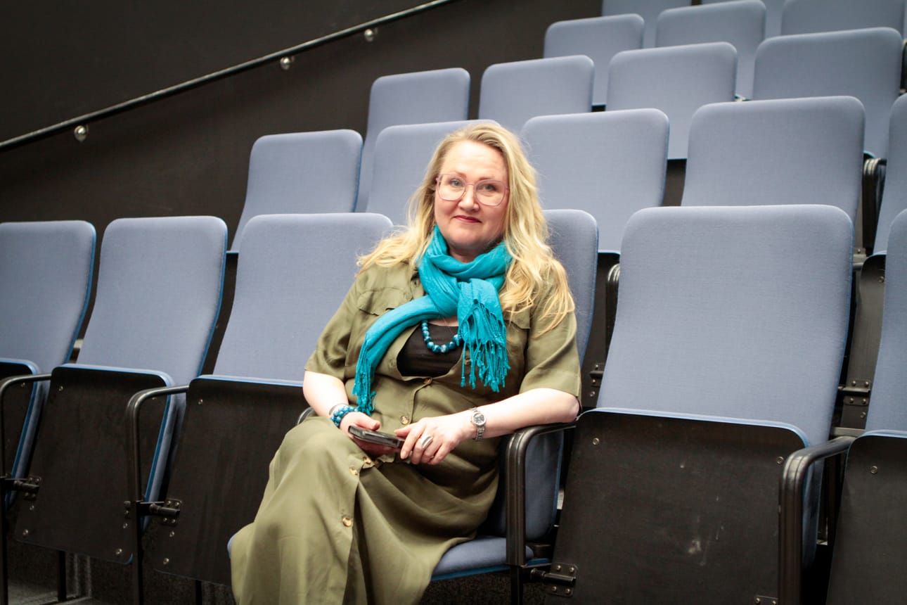 Mari Niskanen toimii Kemin teatterin toiminnanjohtajana. Hän ja tuleva taiteellinen johtaja johtavat teatteria yhdessä. Kemin teatterin toiminta-alueena on Meri-Lapin alue.